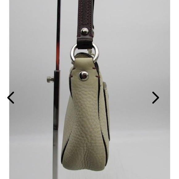 Authentic Coach Chelsea Small Cream Pebble Leather Hobo Handbag Purse - Picture 5 of 6